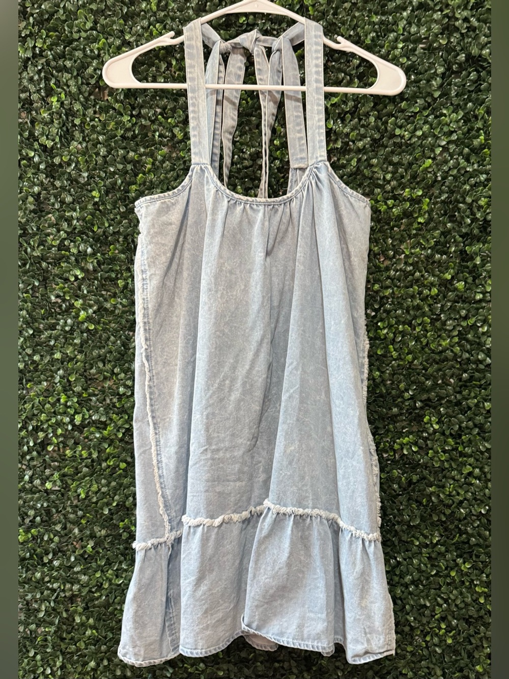 Light Blue Denim Halter Dress - Casual Summer Dress 🏠